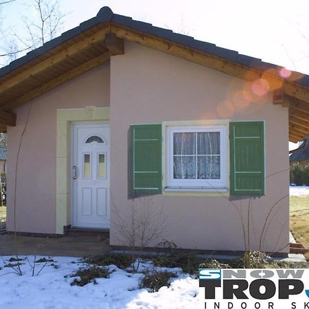 Ferienhauser An Der Skihalle Snowtropolis Villa Horlitz Exterior photo